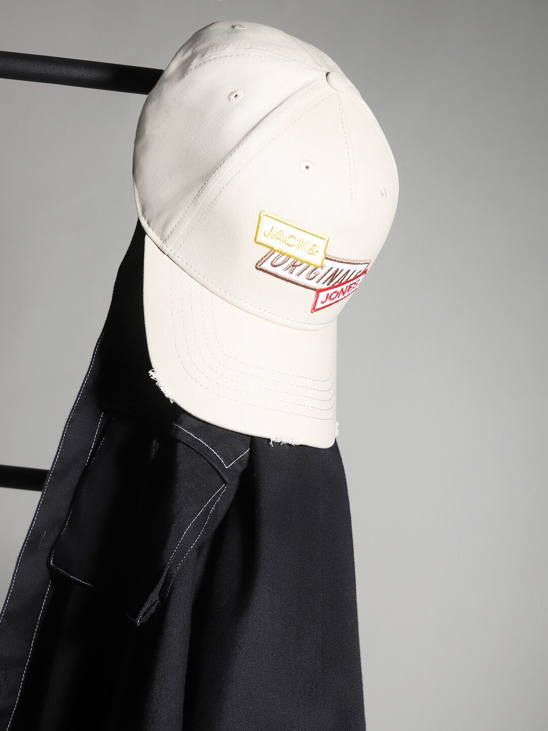 

Jack & Jones Men Embroidered Baseball Cap, White