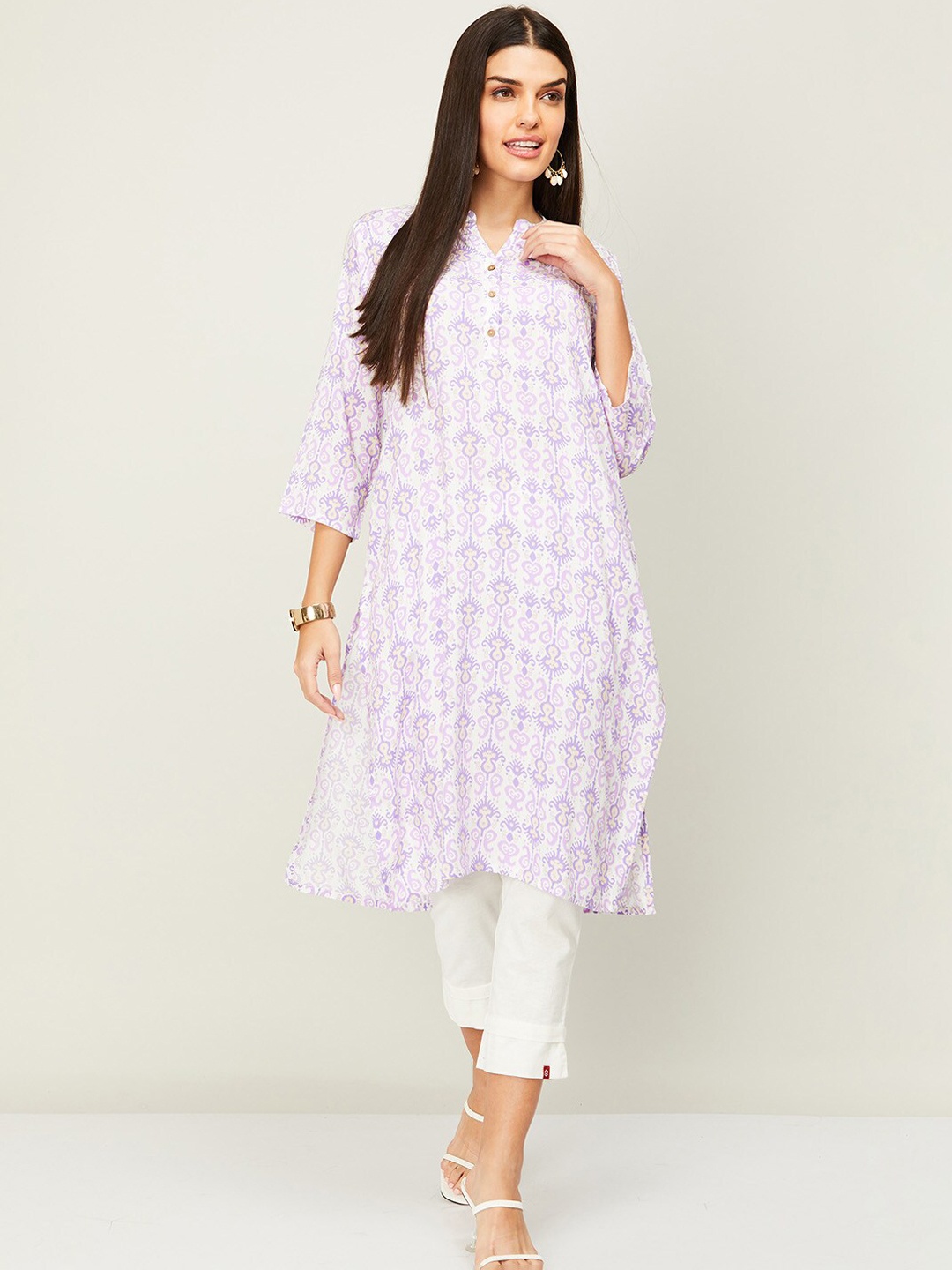 

Melange by Lifestyle Mandarin Collar Three-Quarter Sleeves Floral Printed Kurta, Lavender
