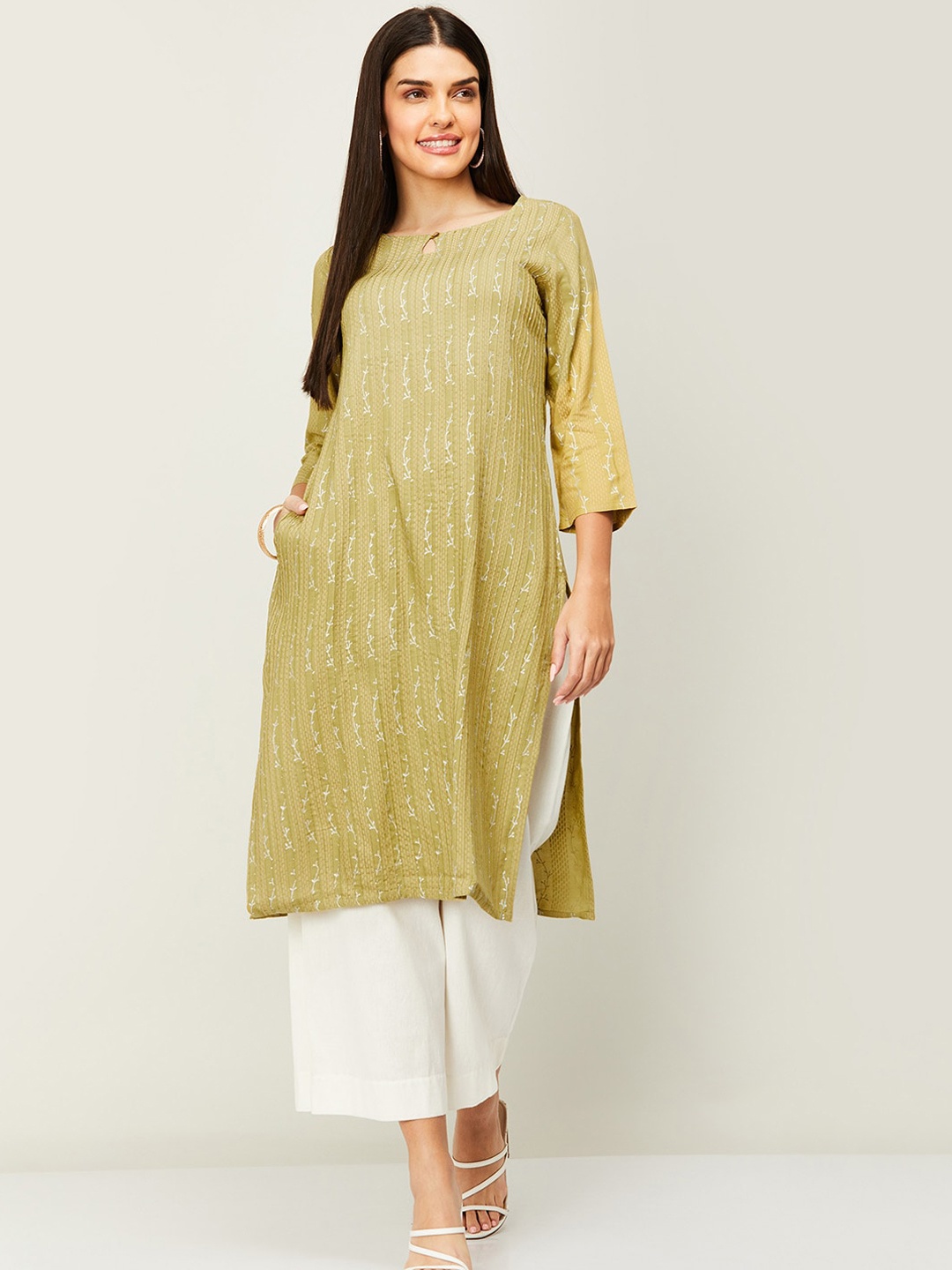 

Melange by Lifestyle Ethnic Motifs Printed Keyhole Neck A-Line Regular Kurta, Green