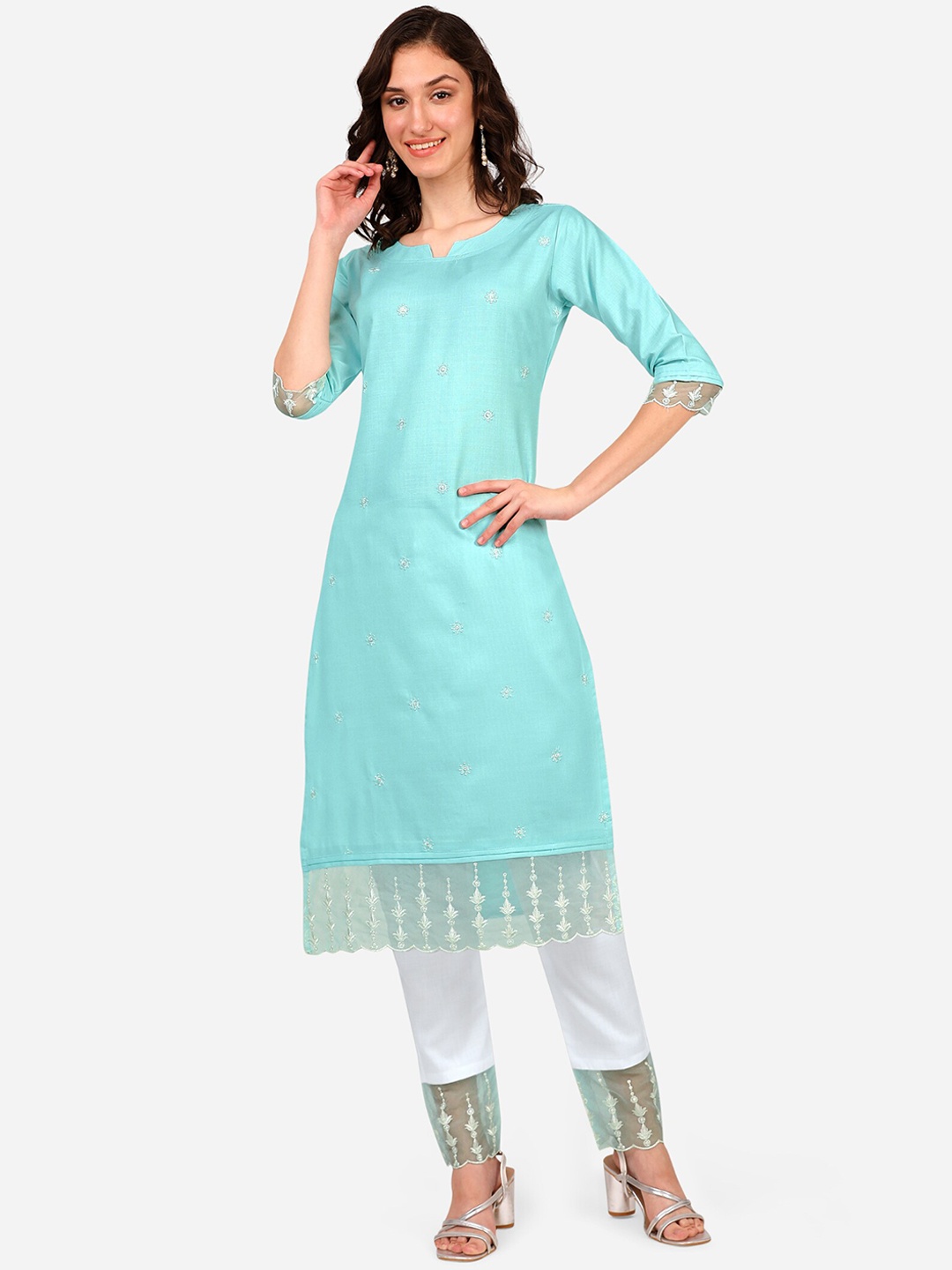 

FEMMIBELLA Ethnic Motifs Embroidered Thread Work Kurta with Trousers, Blue