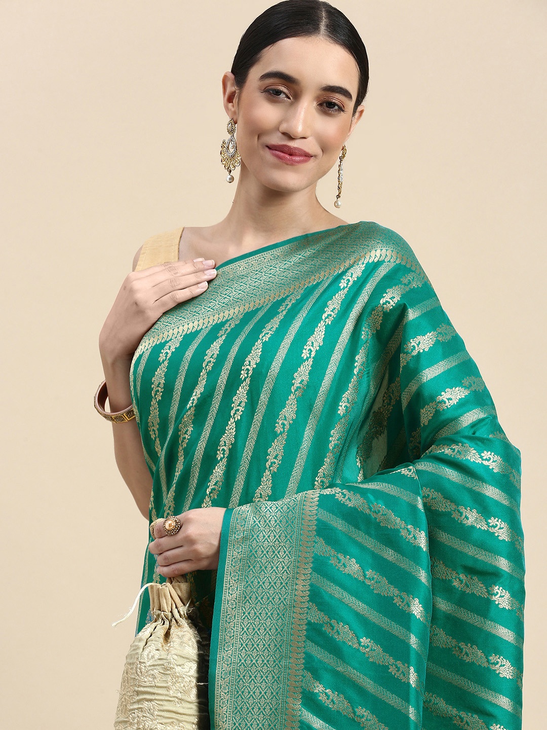 

MOHEY Floral Jaali Art Silk Saree, Blue