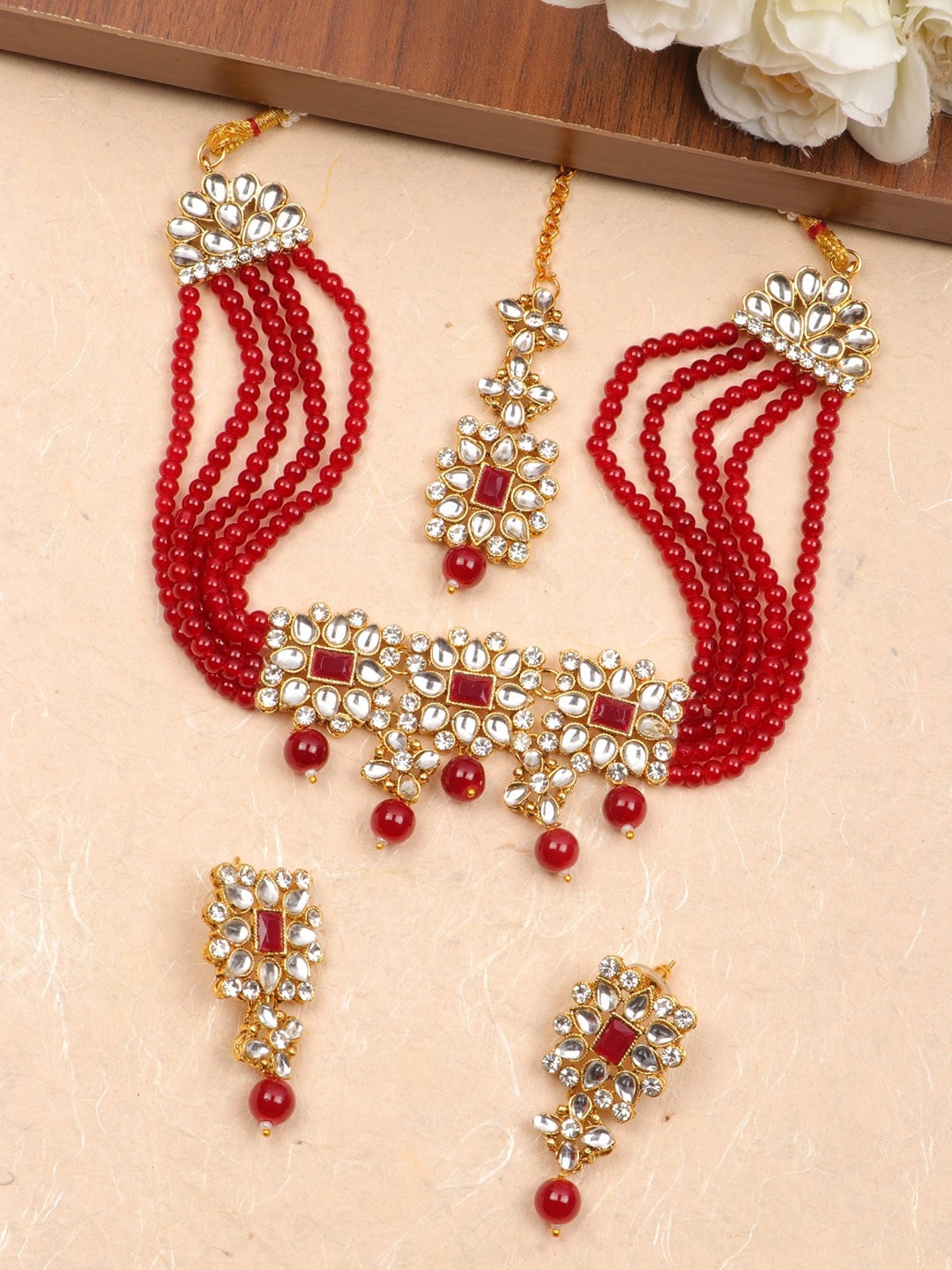 

Crunchy Fashion Gold-Plated Kundan Stone-Studded Choker Necklace Set