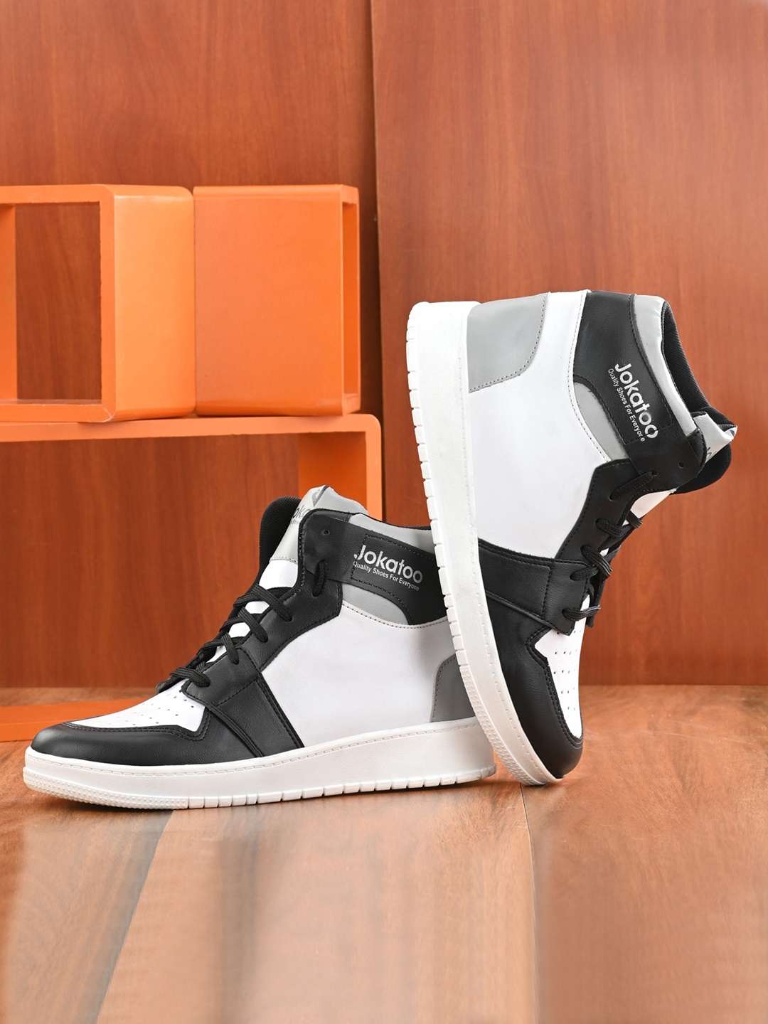 

JOKATOO Men Colourblocked Sneakers, Black