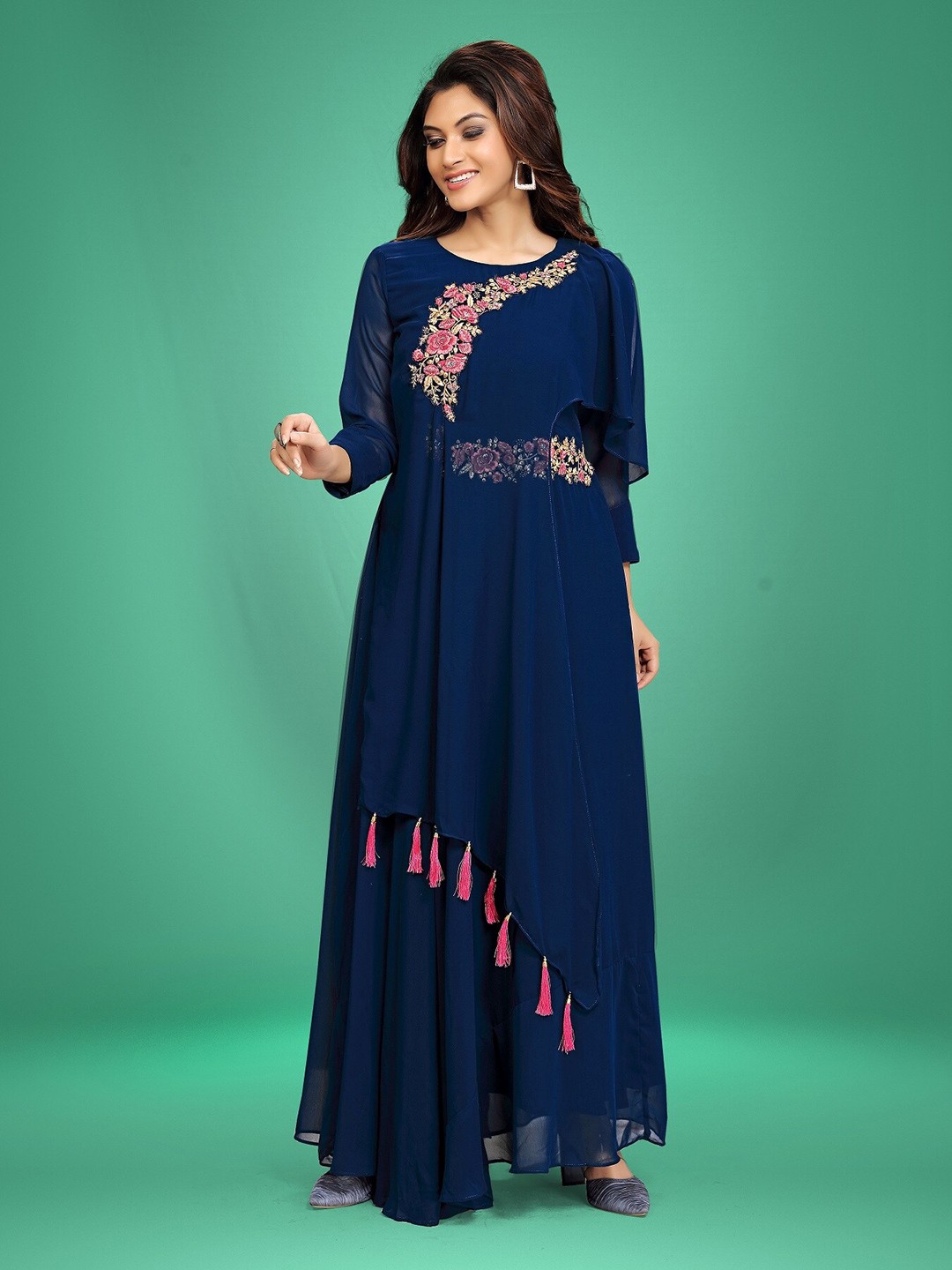 

Sarvayog Fashion Women Blue Floral Embroidered Georgette Anarkali Kurta