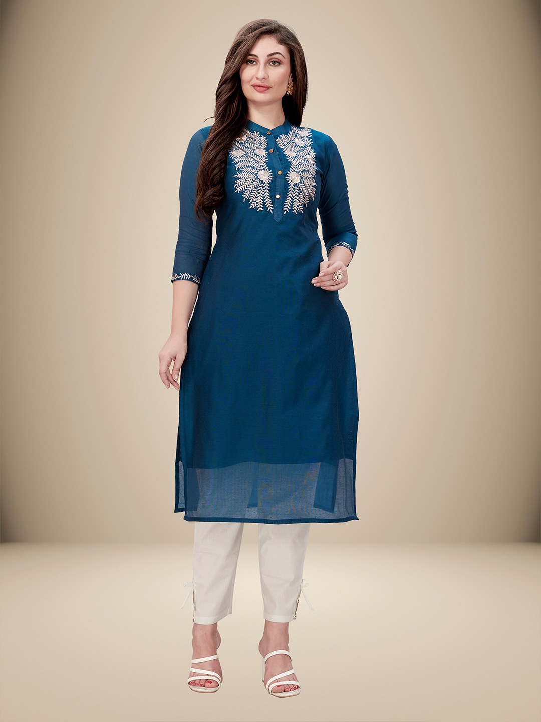 

Sarvayog Fashion Women Blue Floral Embroidered Chanderi Silk Kurta