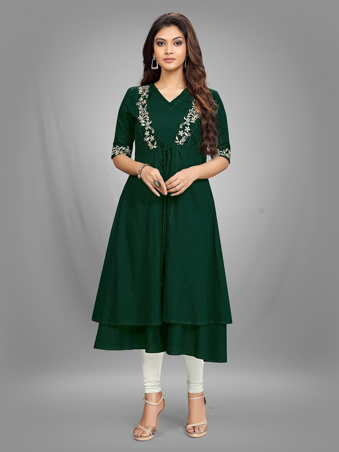 

Sarvayog Fashion Women Green Floral Embroidered Kurta