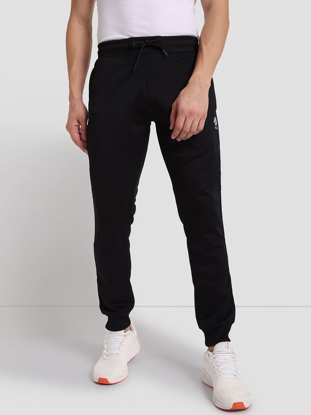 

U.S. Polo Assn. Men Logo Tape Performance Straight Fit Joggers, Black