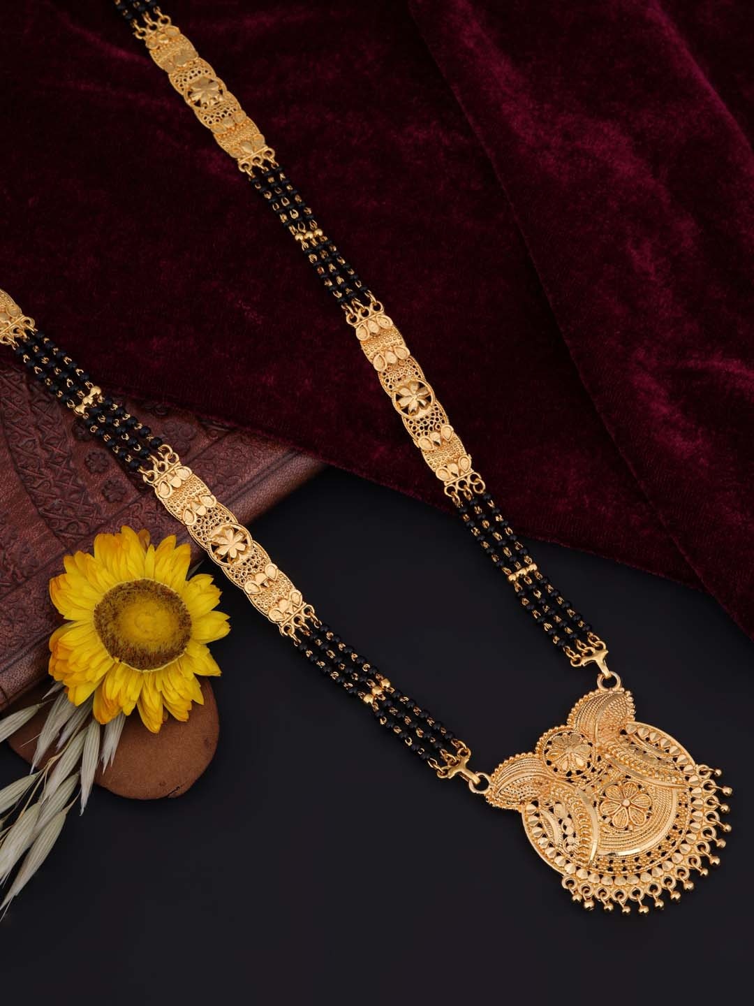 

Brado Jewellery Gold-Plated & Beaded Traditional Mangalsutra