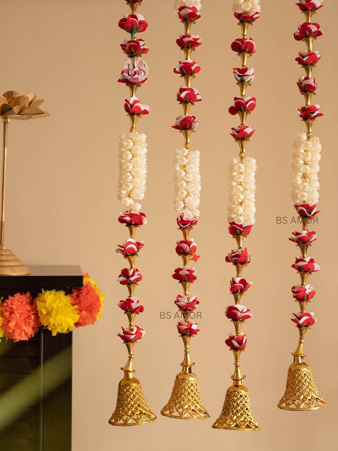 

BS AMOR White & Red Pack Of 10 Floral Hanging Latkan