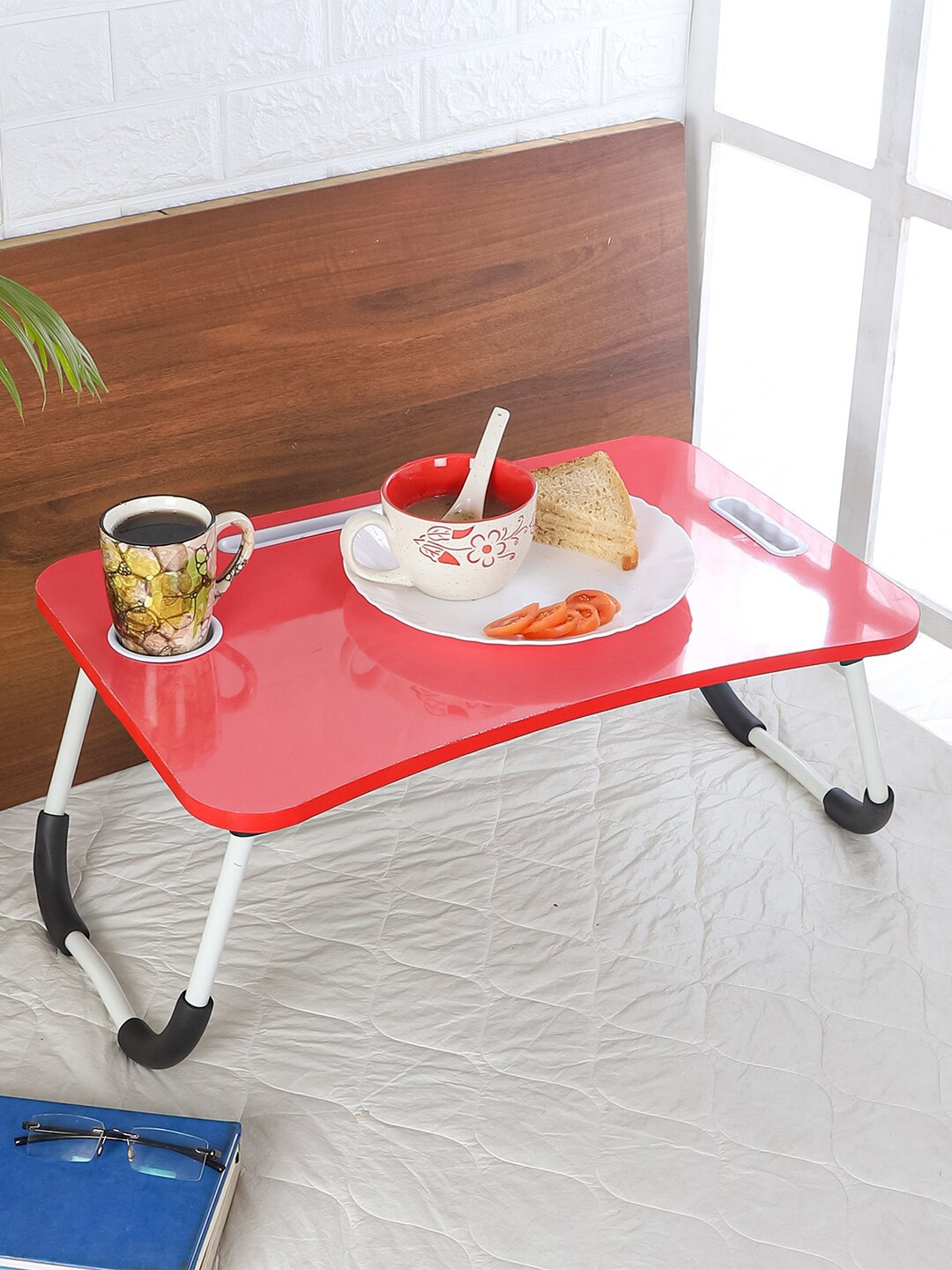 

CDI Red Laptop Table With Cup Holder