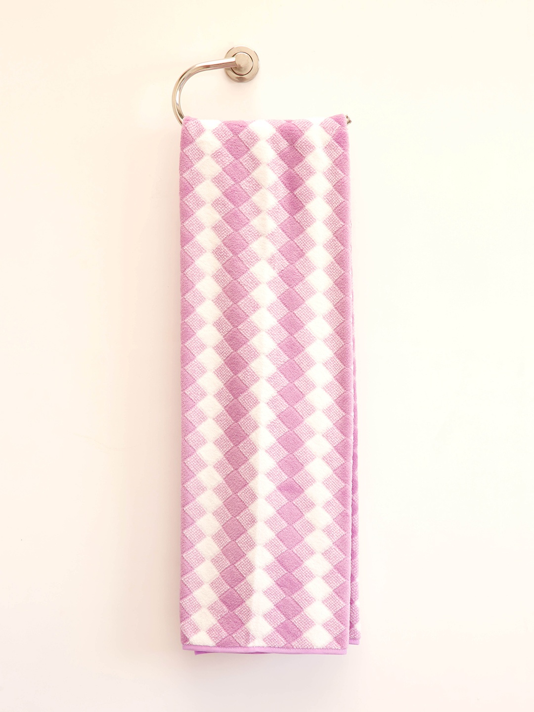 

Ariana Purple & White Printed 400 GSM Cotton Fleece Bath Towels