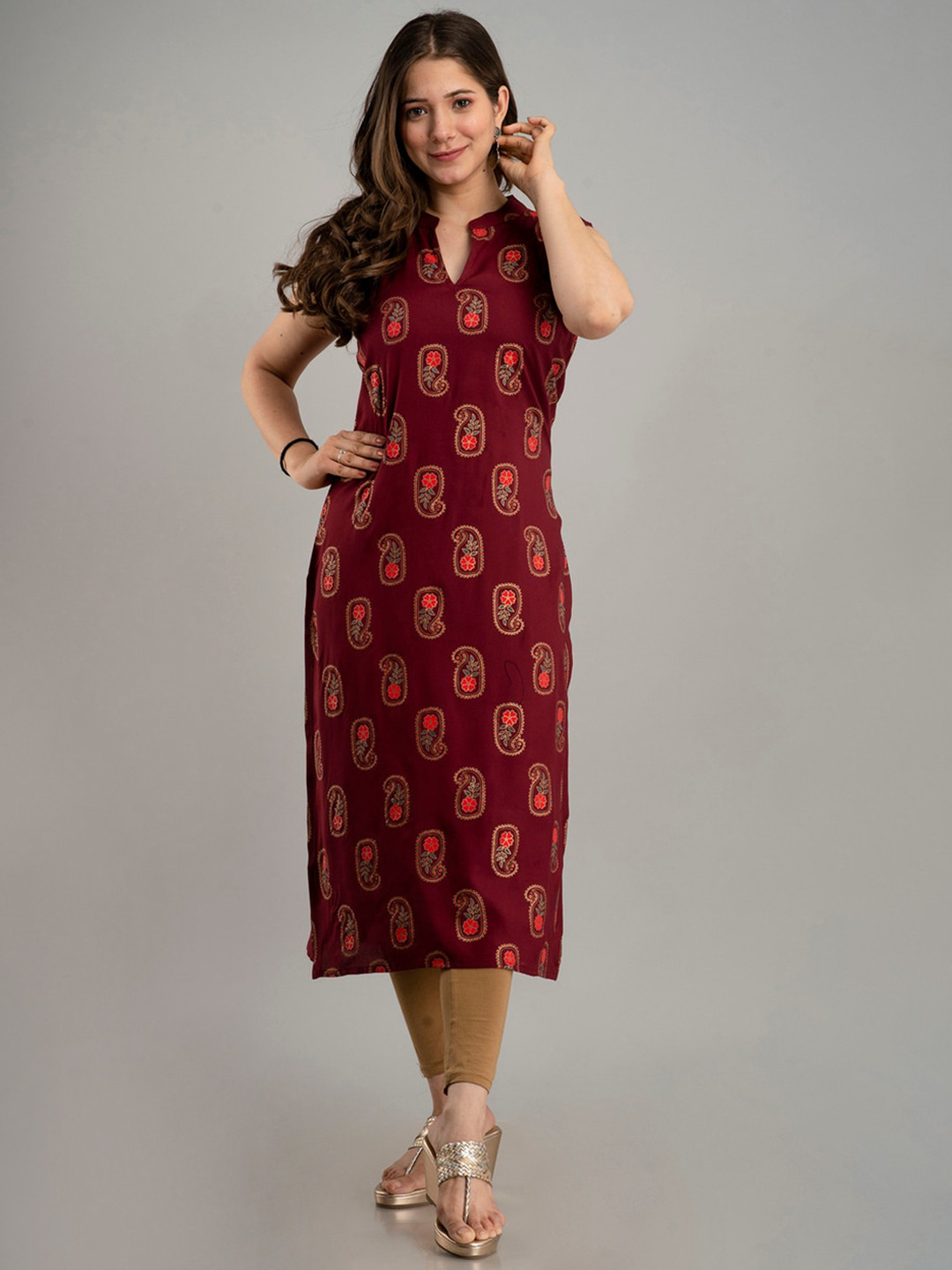 

PURSHOTTAM WALA Women Maroon Printed Asymmetric Kurta