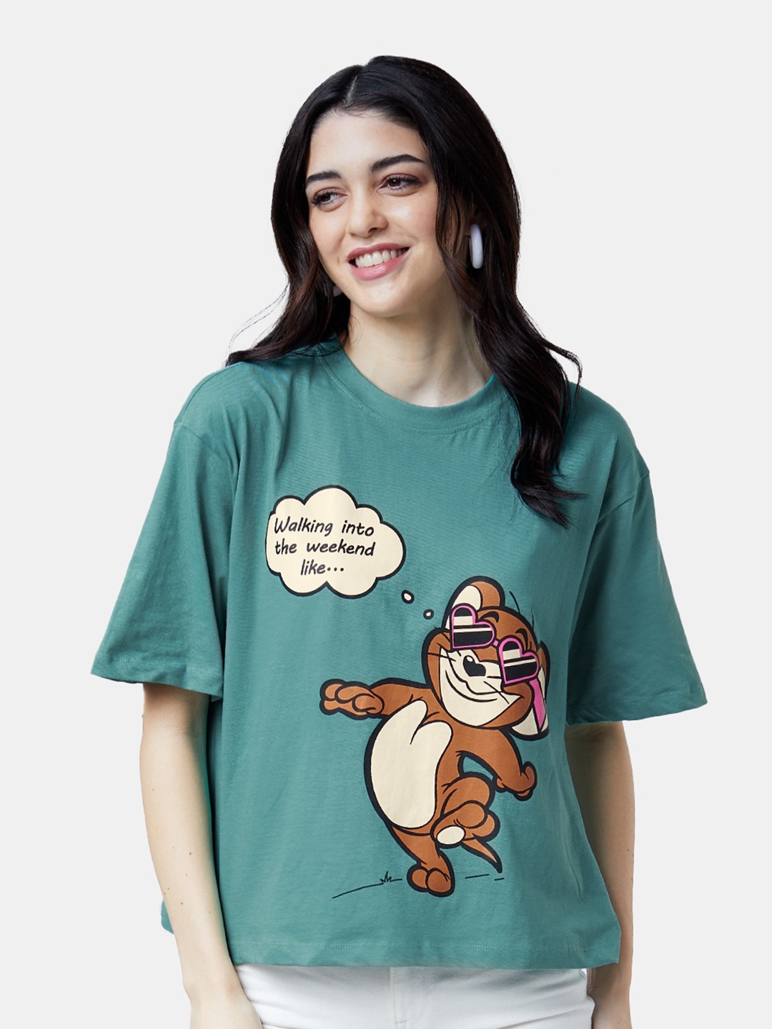 

The Souled Store Women Green Printed Drop-Shoulder Sleeves Applique Oversized T-shirt