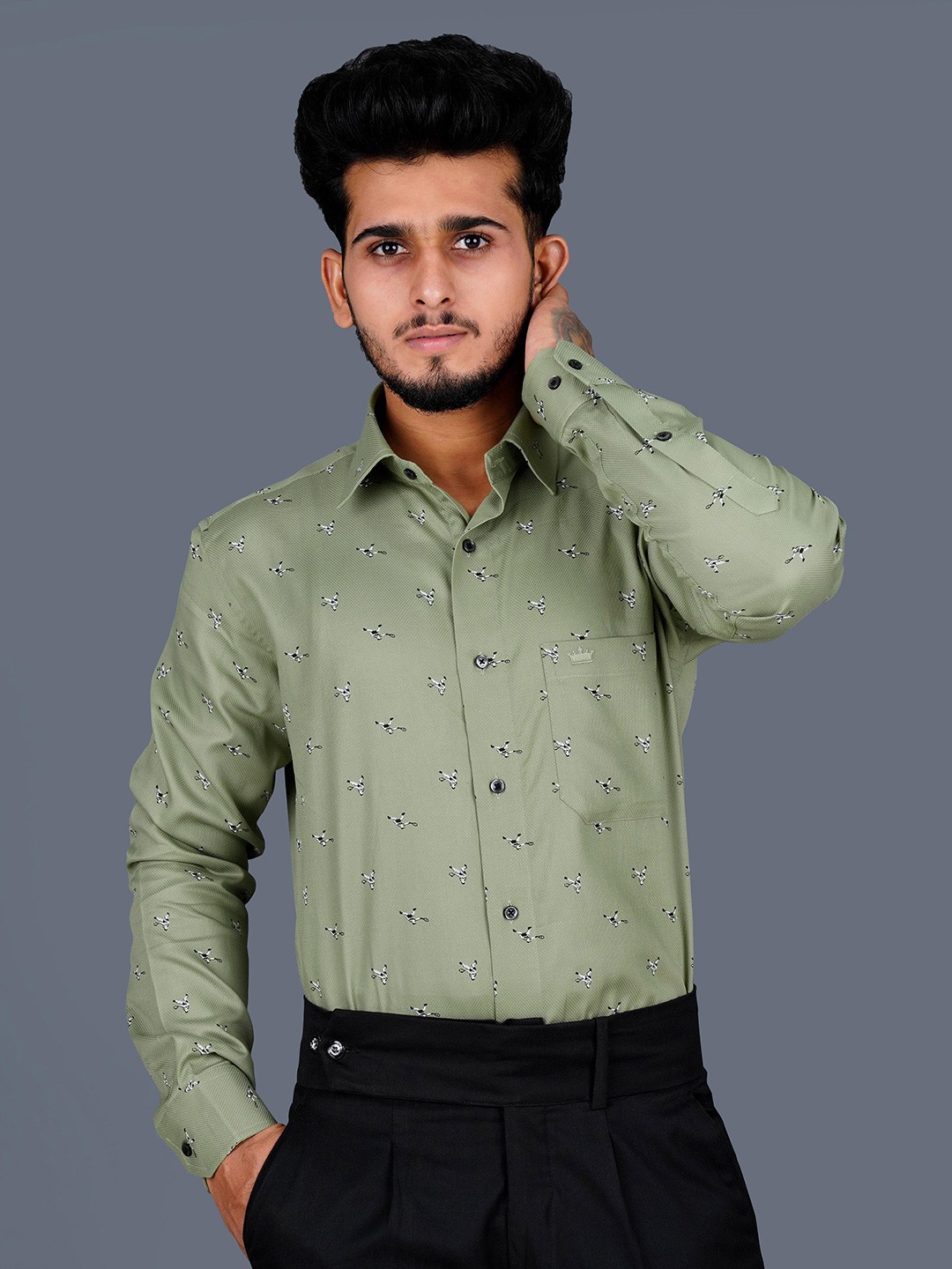 

FRENCH CROWN Men Standard Printed Cotton Casual Shirt, Green
