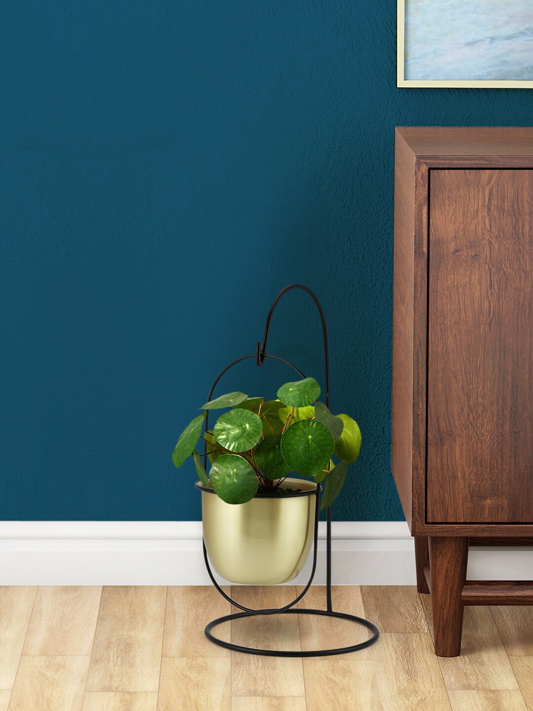 

Living scapes by Pantaloons Gold Planter With Stand