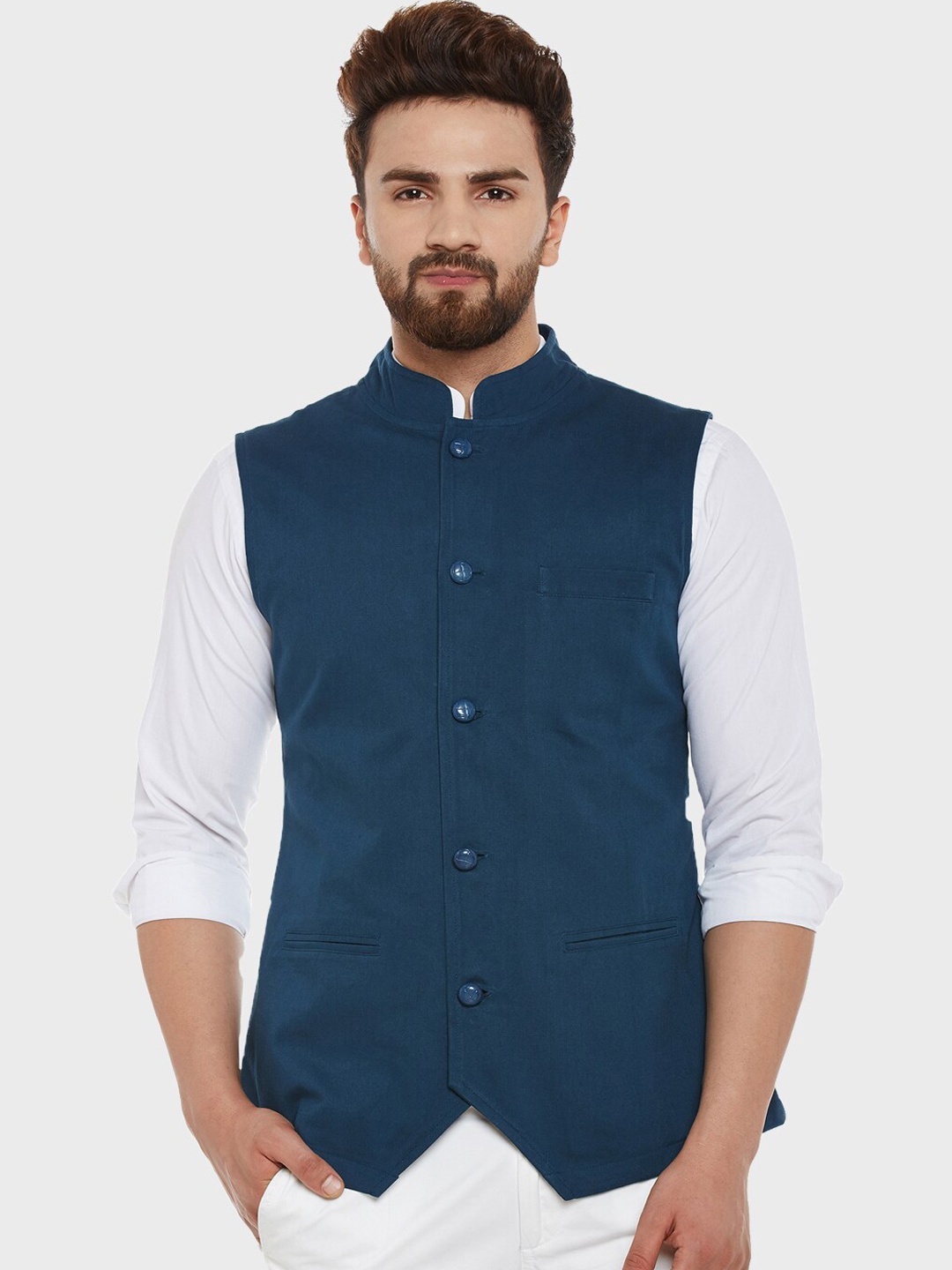 

Hypernation Men Solid Cotton Waistcoat, Teal