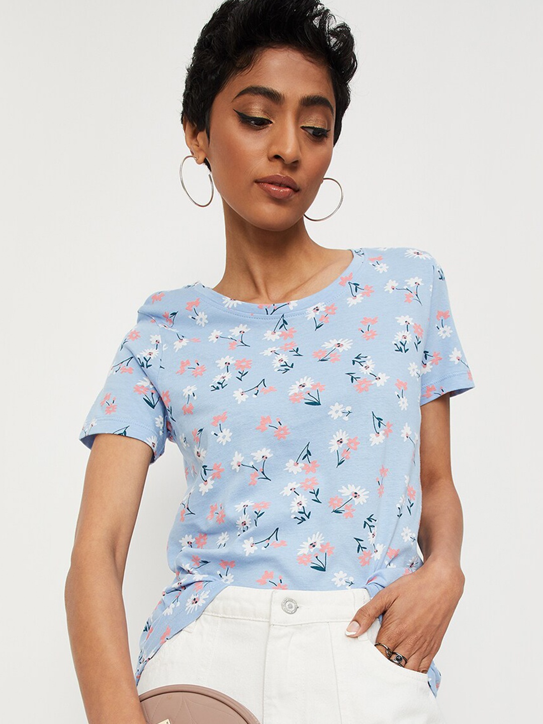 

max Women Blue Printed T-shirt