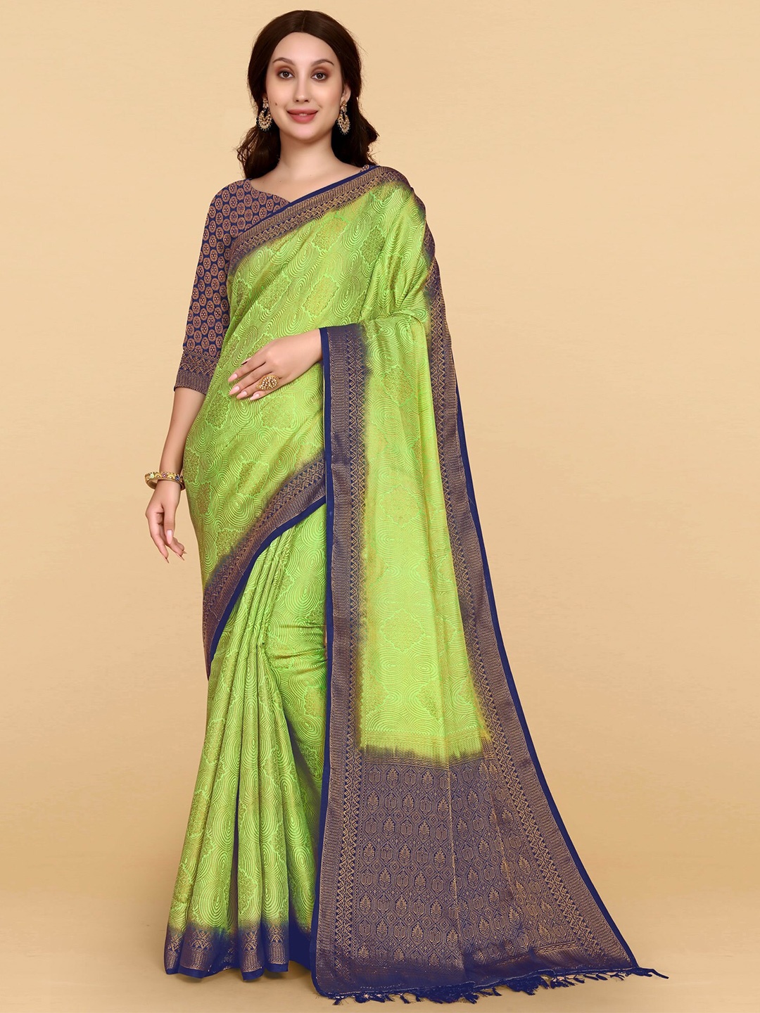 

AVANTIKA FASHION Ethnic Motifs Zari Silk Cotton Banarasi Saree, Green