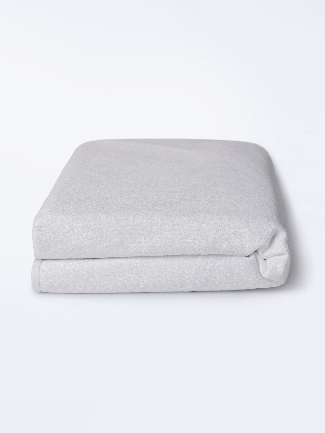 

Sleepyhead White 200 GSM Bamboo Terry Water-Proof Mattress Protector