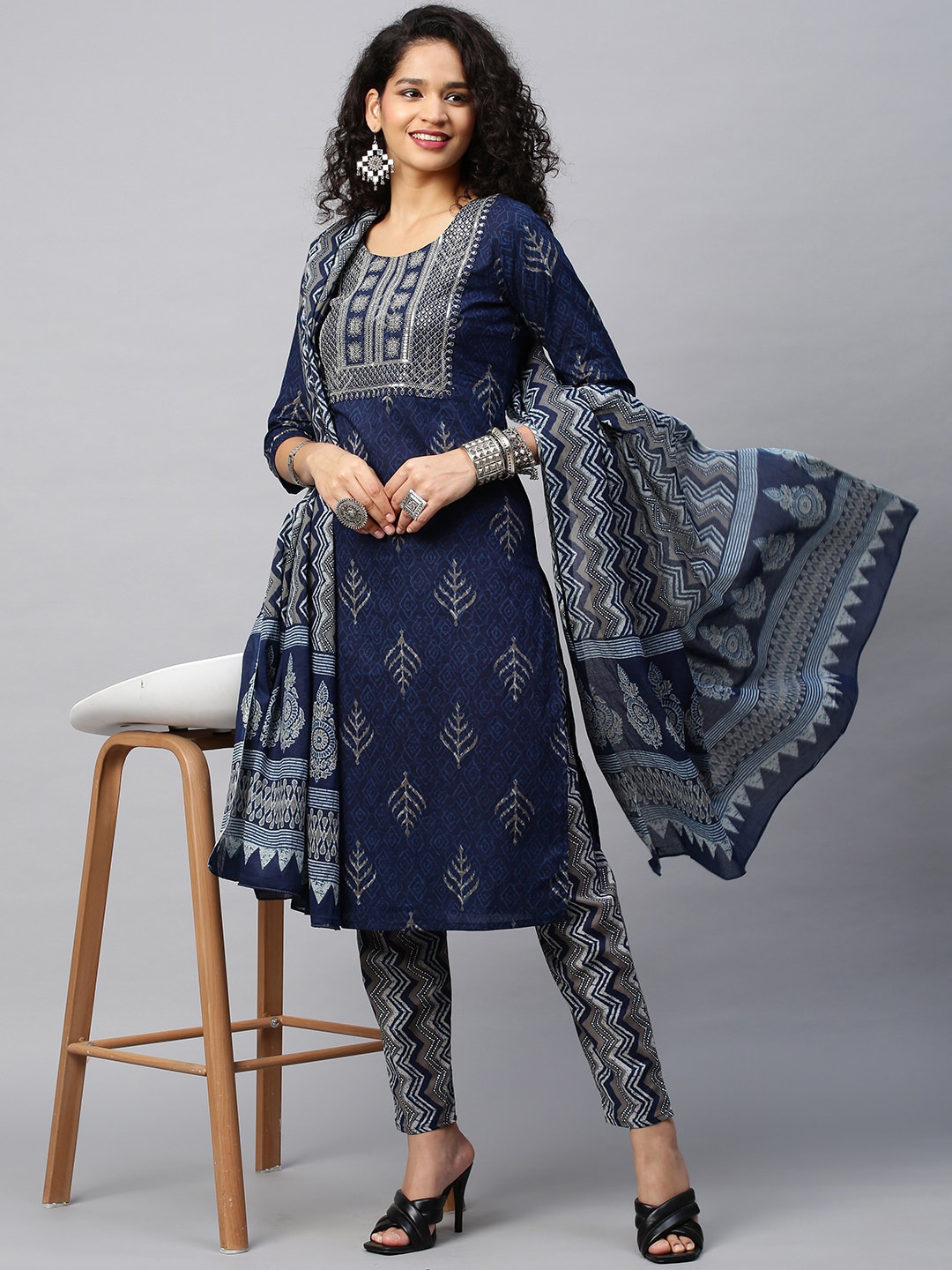 

INDYES Women Navy Blue Yoke Design Sequinned Pure Cotton Kurta with Trousers & With Dupatta
