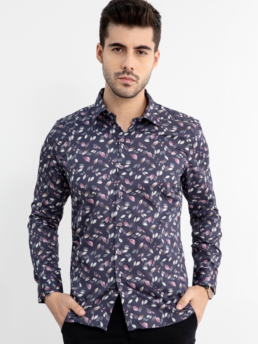 

Snitch Men Blue Slim Fit Floral Printed Casual Shirt
