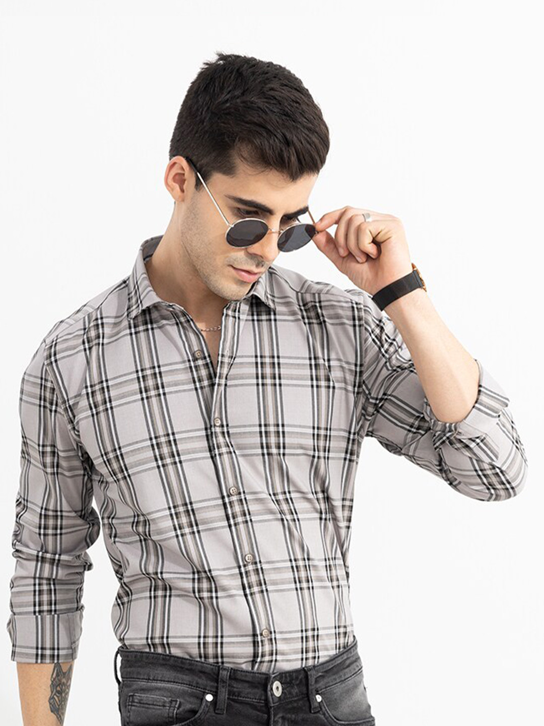 

Snitch Men Grey Slim Fit Tartan Checks Checked Casual Shirt