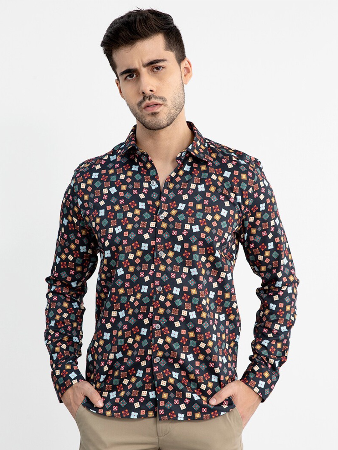 

Snitch Men Black Slim Fit Printed Casual Shirt