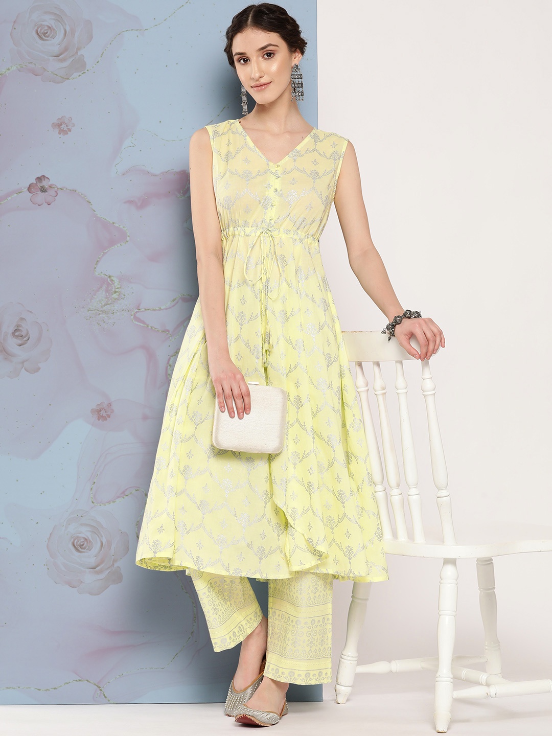 

Sangria Women Floral Printed Pleated Kurta with Palazzos, Yellow