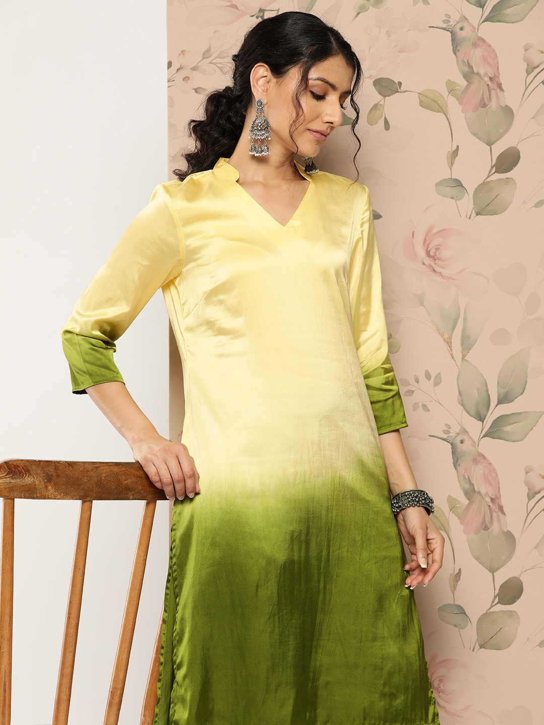 

Sangria Women Ombre Sheen Kurta with Trousers, Yellow