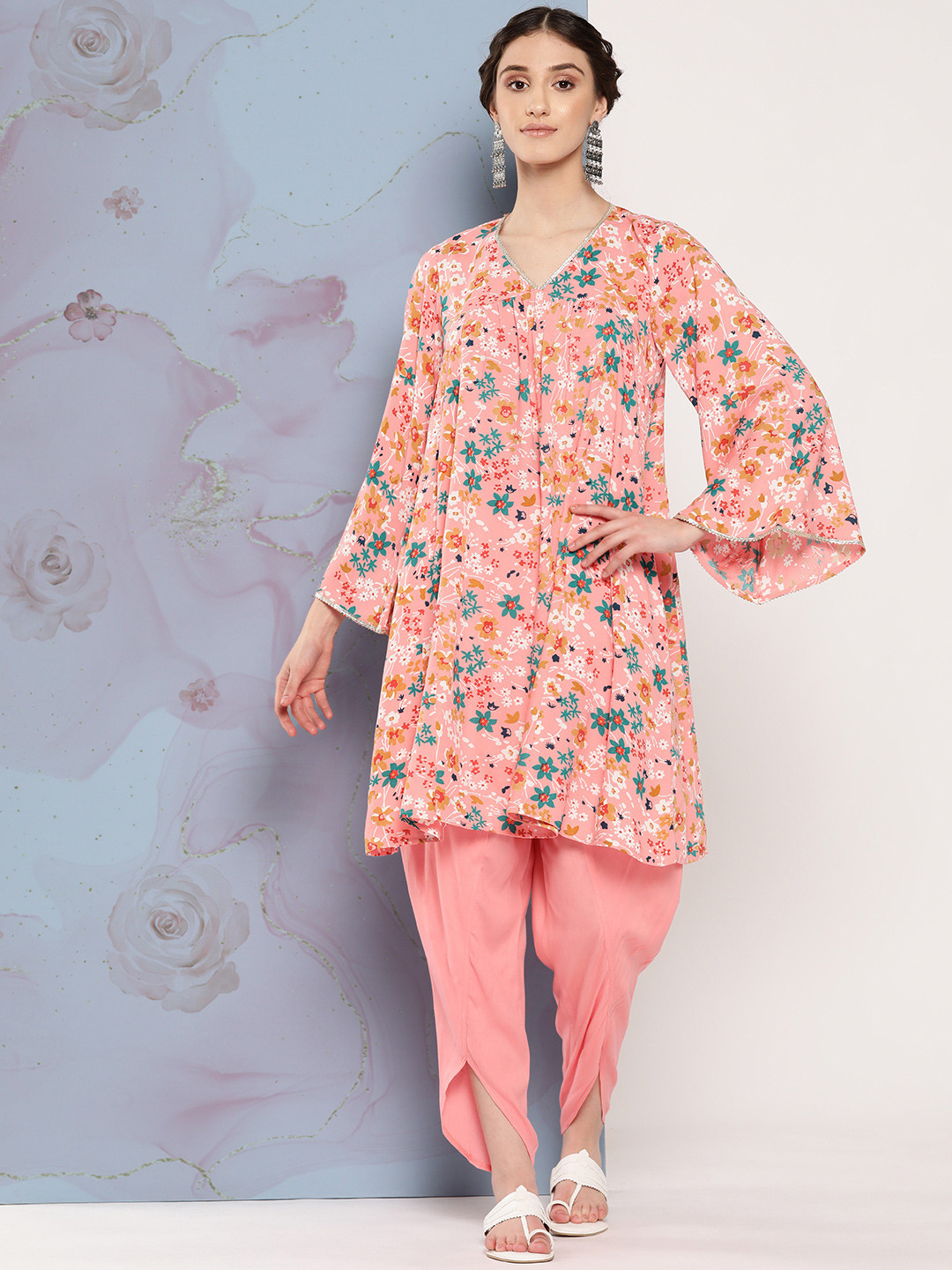 

Sangria Women Floral Printed Kurta with Dhoti Pants, Pink