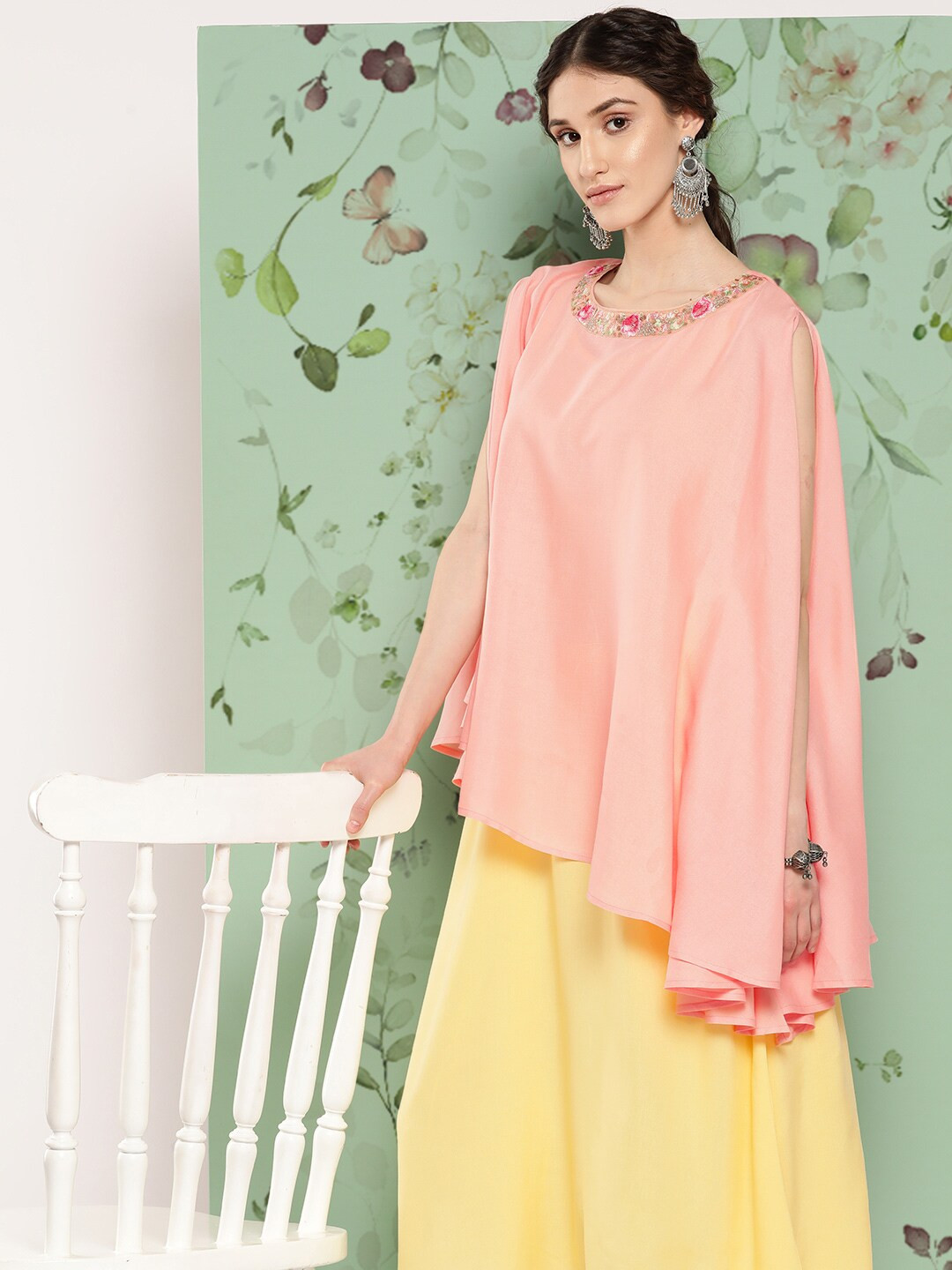 

Sangria Thread Work Layered Kurta, Yellow
