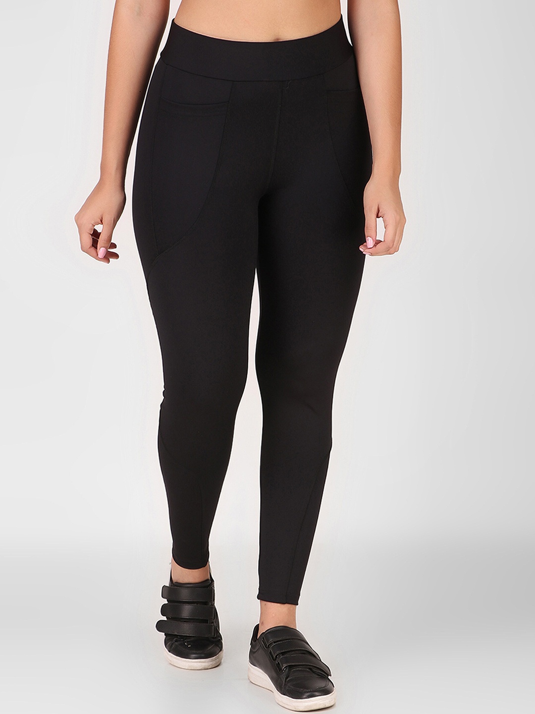 

Keepfit Women Slim fit Ankle Length Rapid-Dry Tights, Black