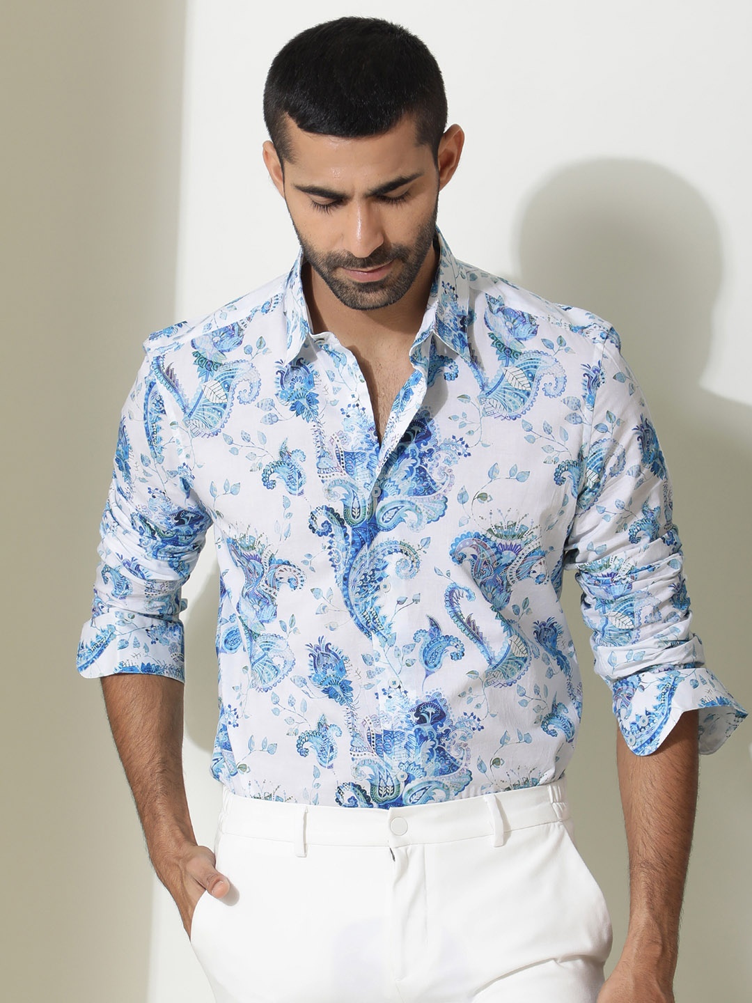 

RARE RABBIT Men Welsh Slim Fit Floral Printed Shirt, White