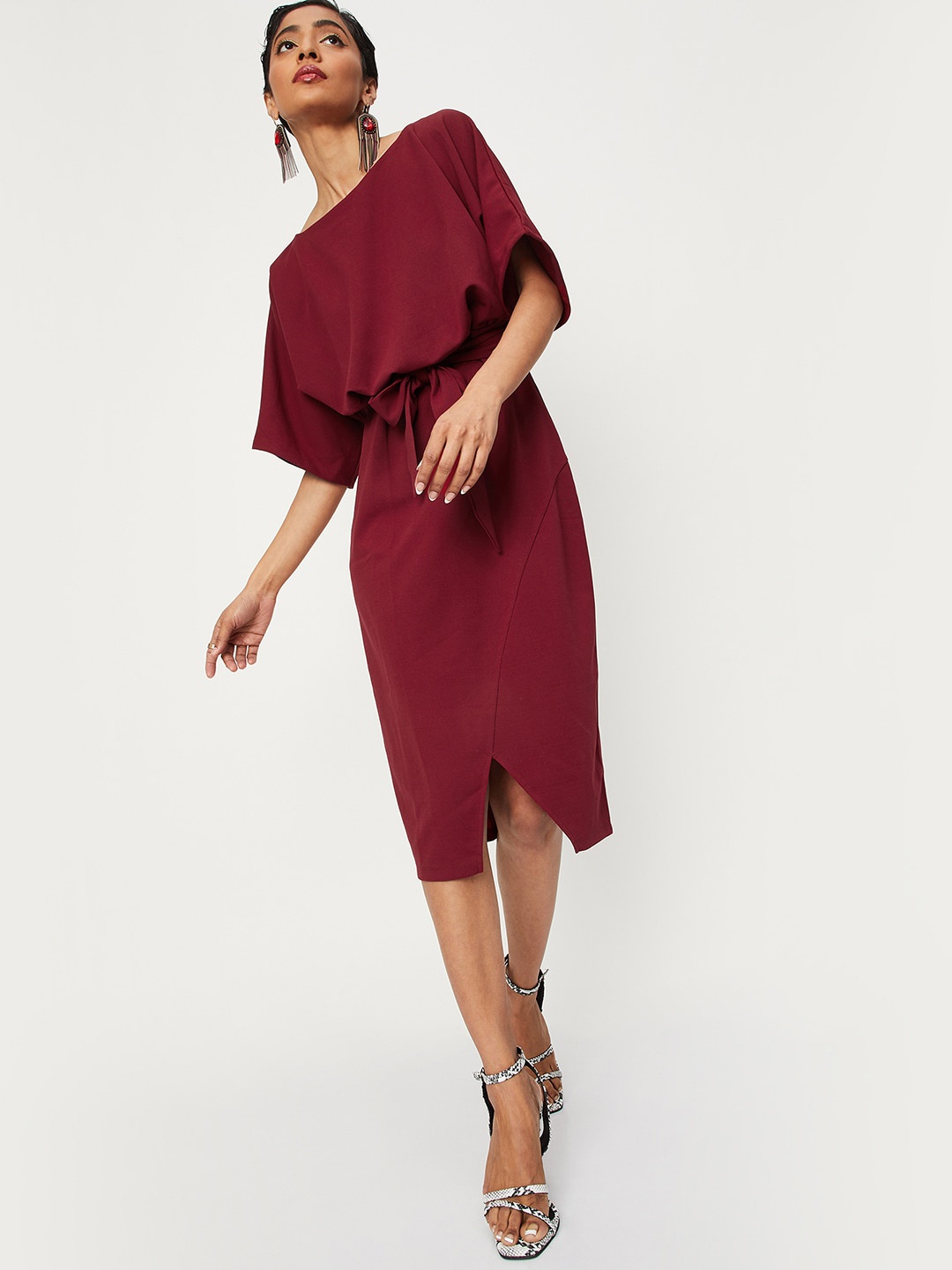 

max Red Sheath Dress