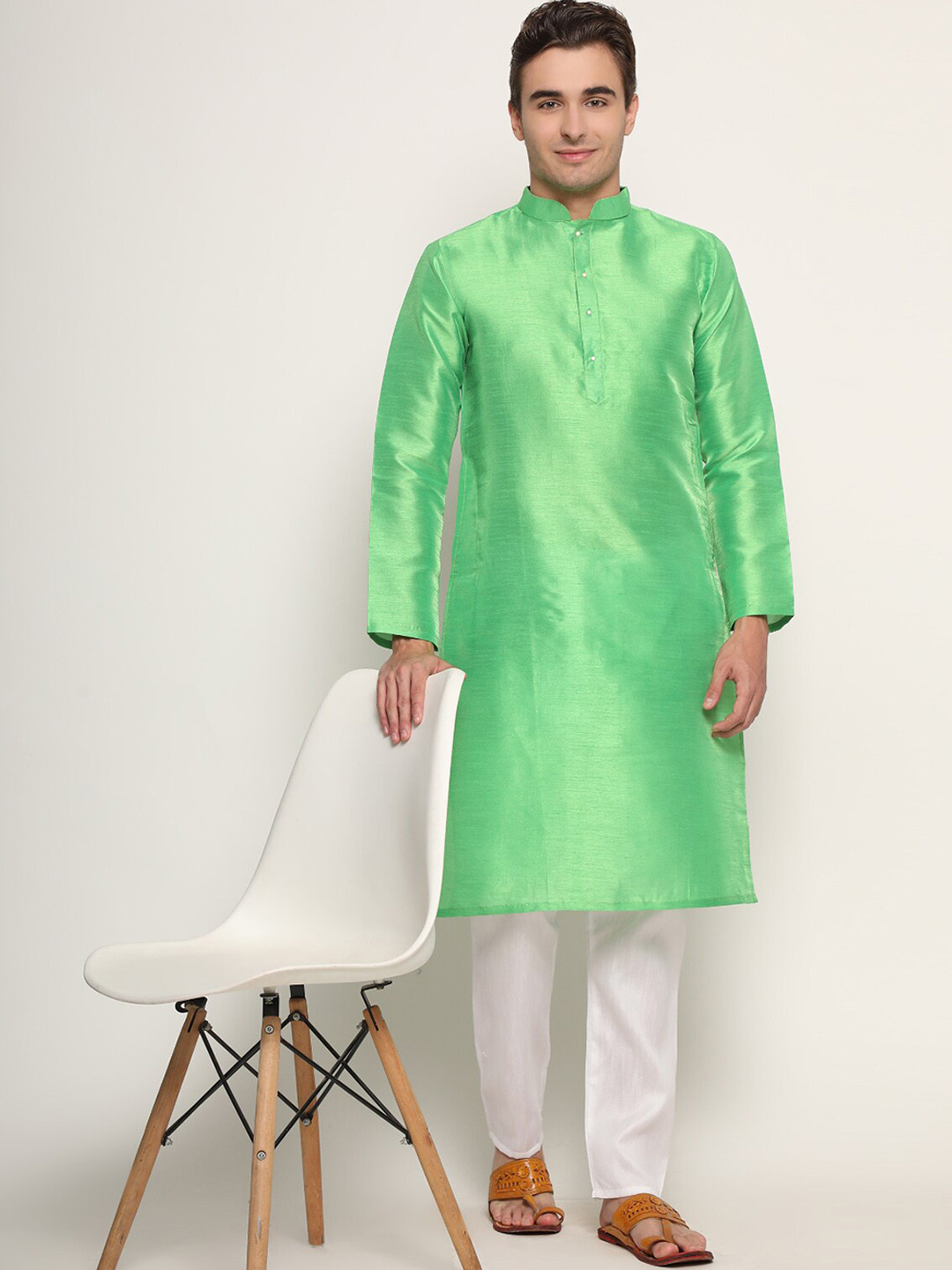 

GoStyle Men Regular Kurta with Pyjamas, Green