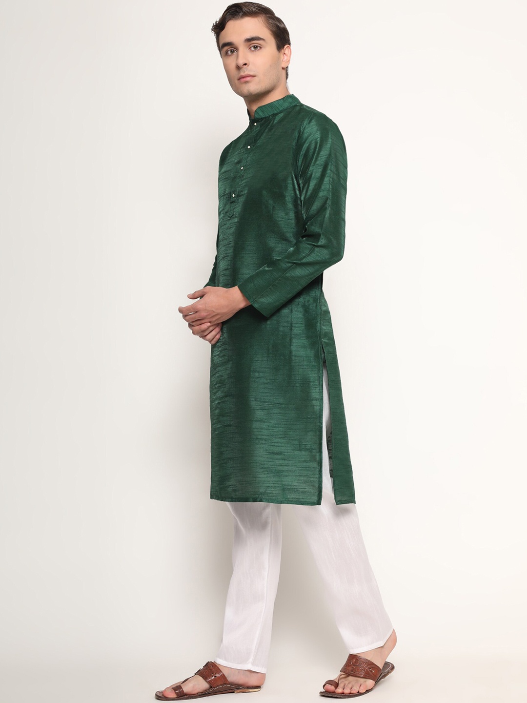 

GoStyle Men Dupion Silk Kurta with Churidar, Green