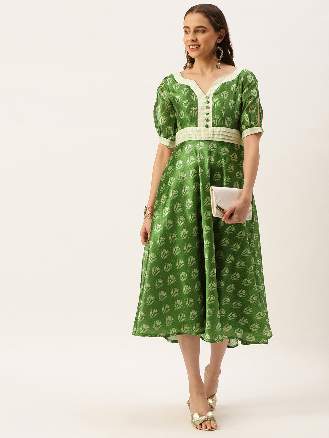 

Ethnovog Green & White Floral Ethnic Midi Dress