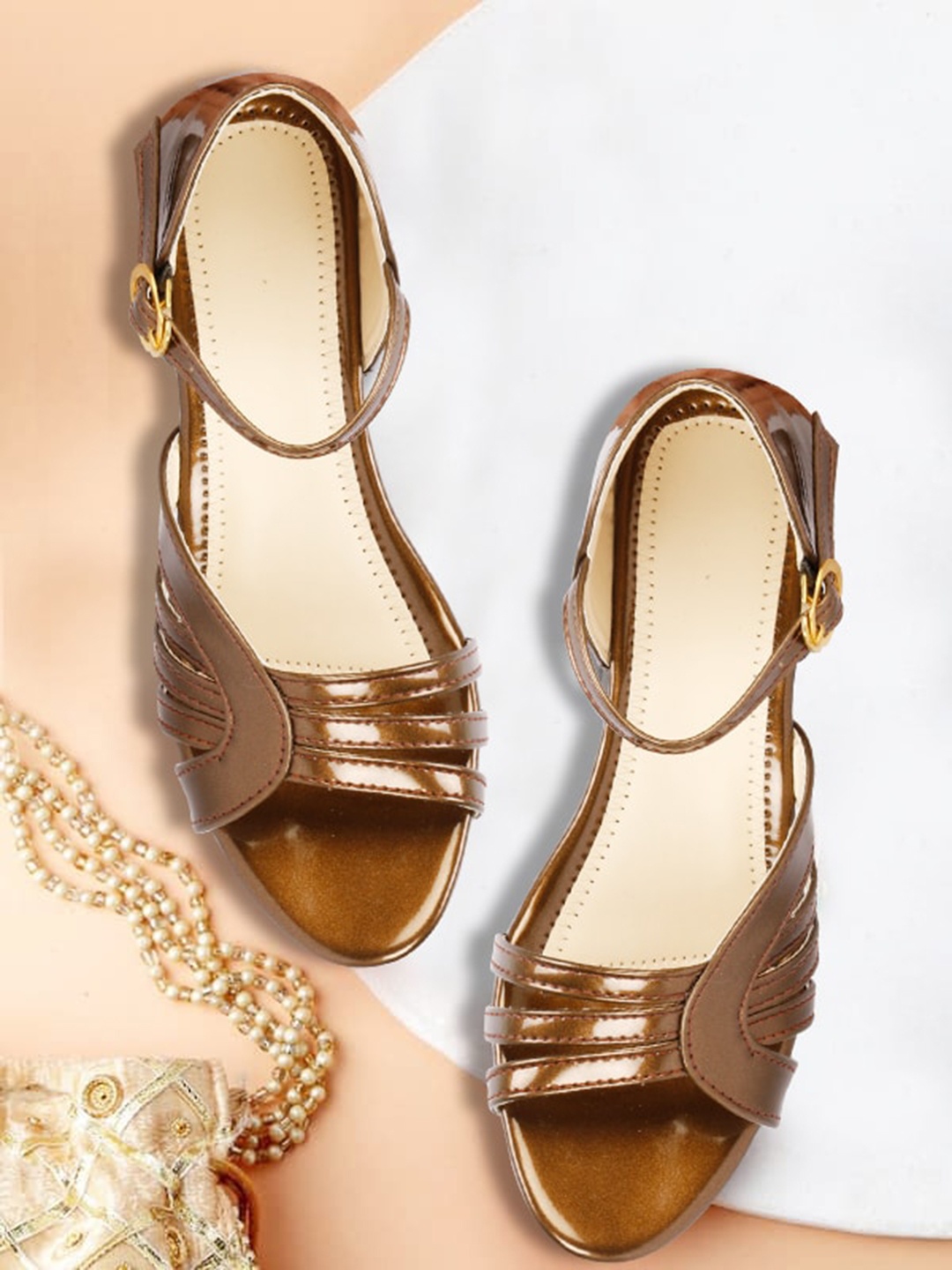 

sneakers villa Women Open Toe Flats, Copper