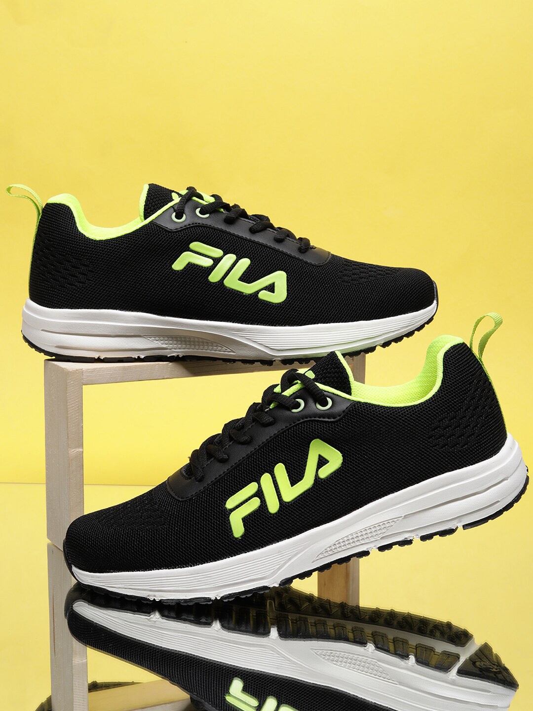 

FILA Men Mesh Running Ramata Shoes, Black