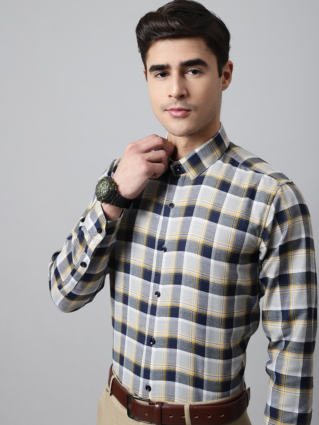 

JAINISH Men Classic Tartan Checked Pure Cotton Jainish Formal Shirt, Navy blue