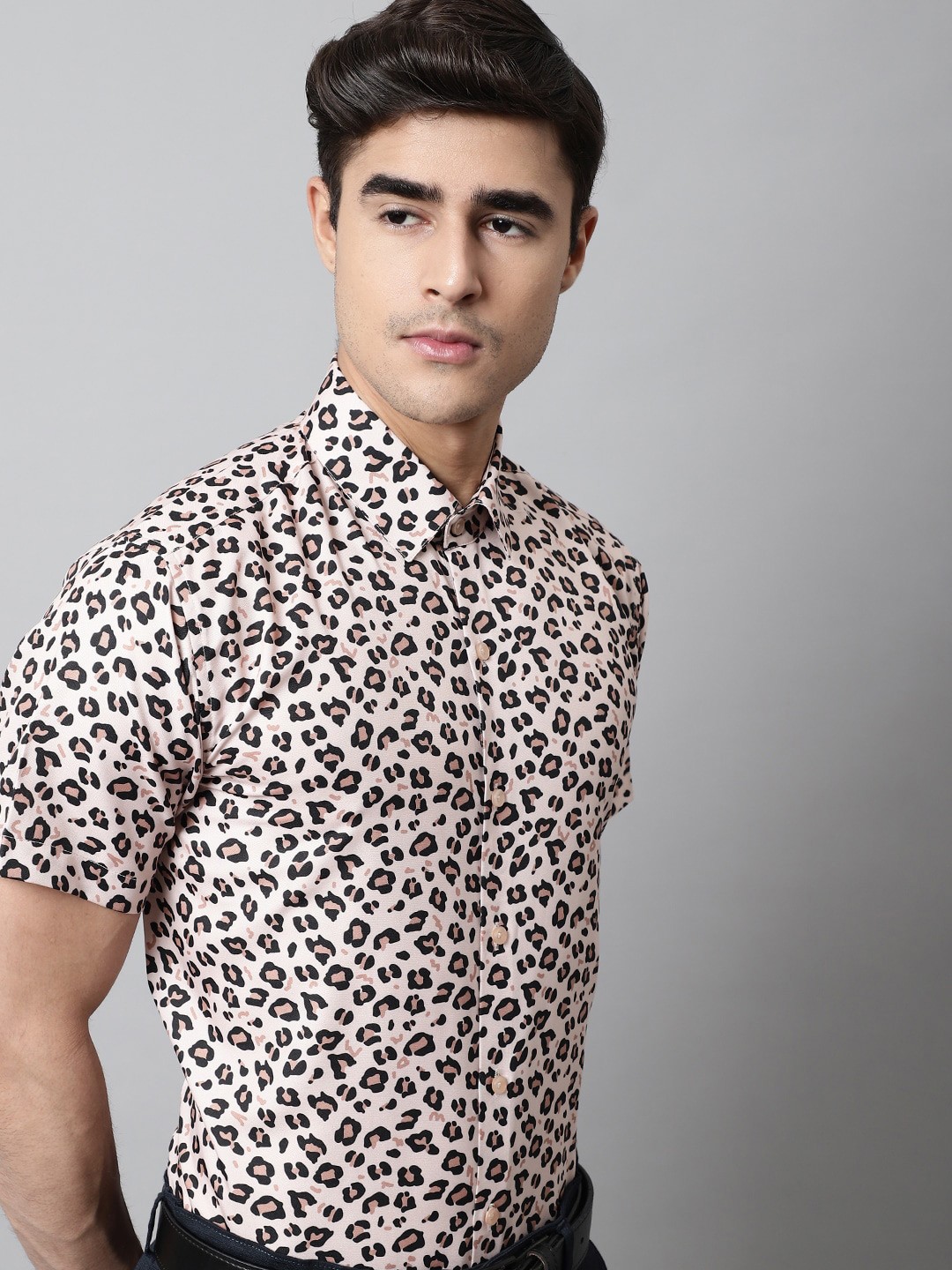 

JAINISH Men Animal Printed Cotton Formal Shirt, Cream