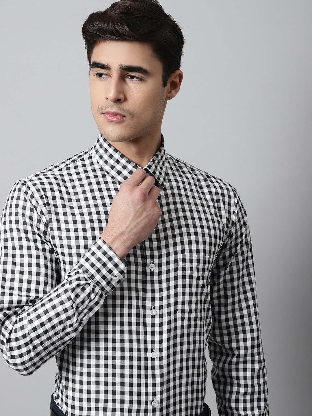 

JAINISH Men Gingham Checked Cotton Formal Shirt, Black
