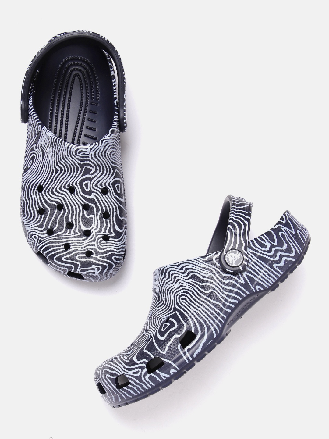 

Crocs Unisex Printed Clogs, Navy blue