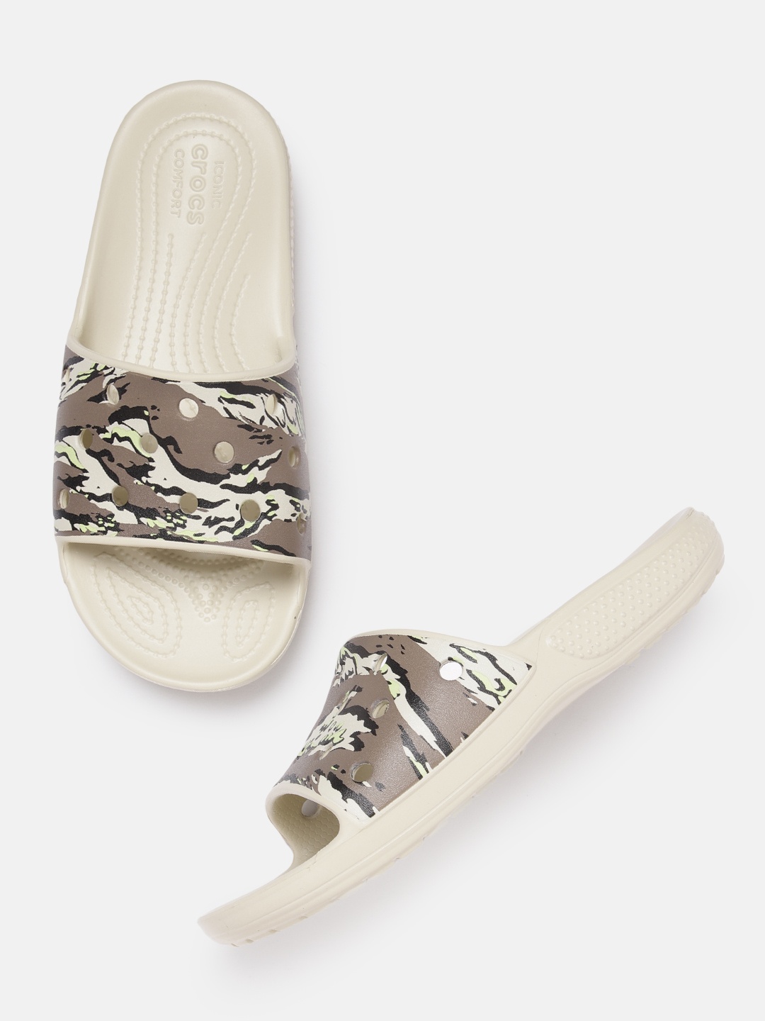 

Crocs Unisex Printed Croslite Sliders, Brown