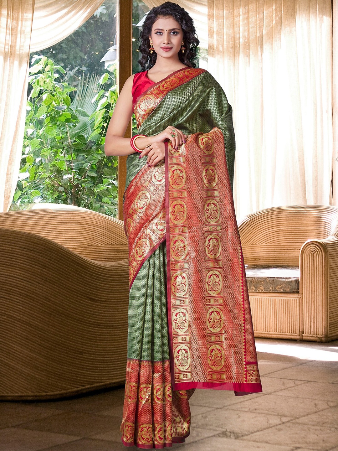 

Fashion Booms Ethnic Motifs Zari Pure Silk Kanjeevaram Saree, Green