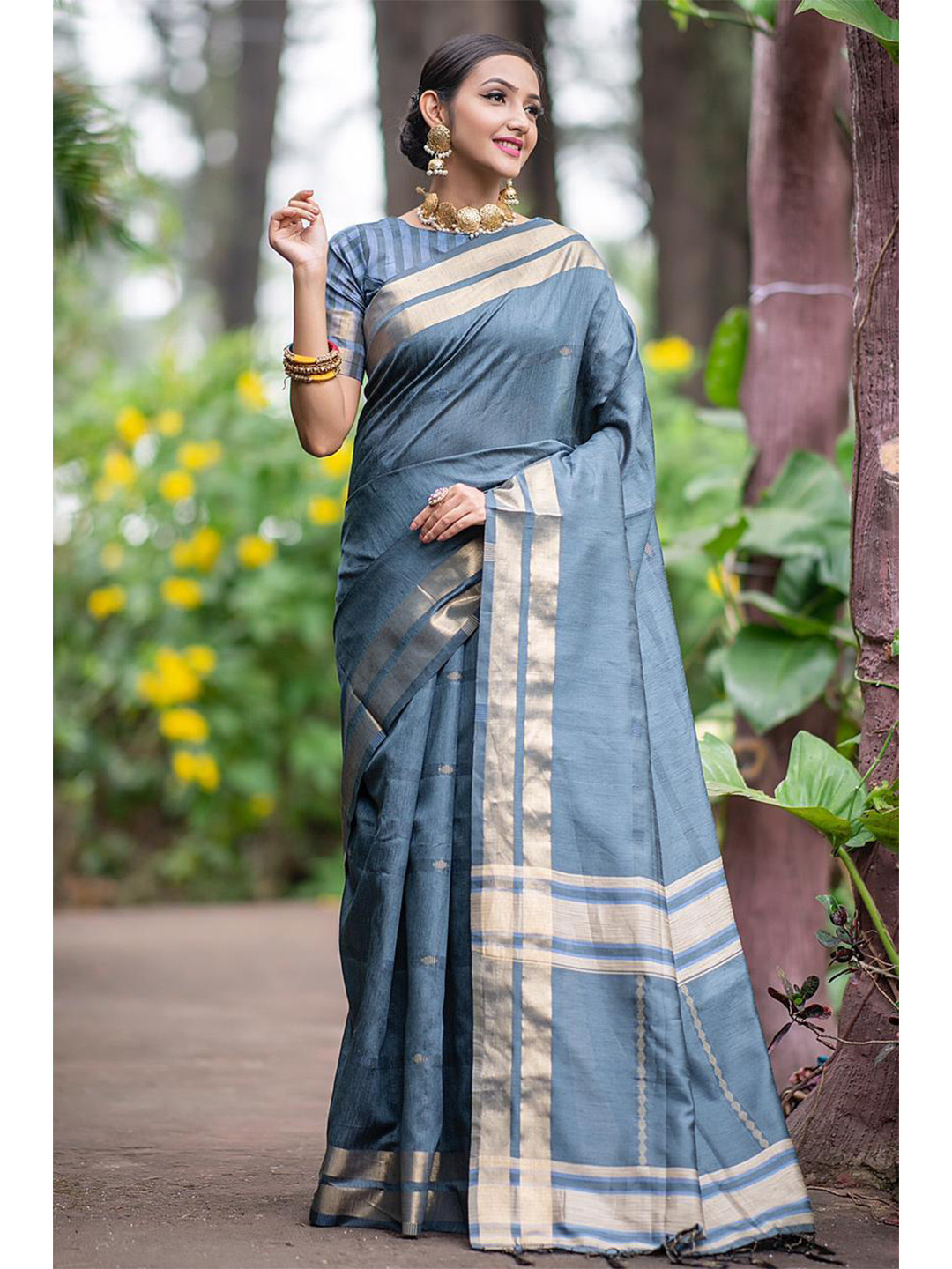 

Fashion Booms Striped Zari Pure Silk Kanjeevaram Saree, Grey