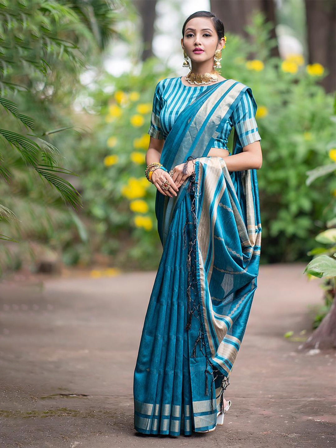 

Fashion Booms Zari Pure Silk Kanjeevaram Saree, Blue
