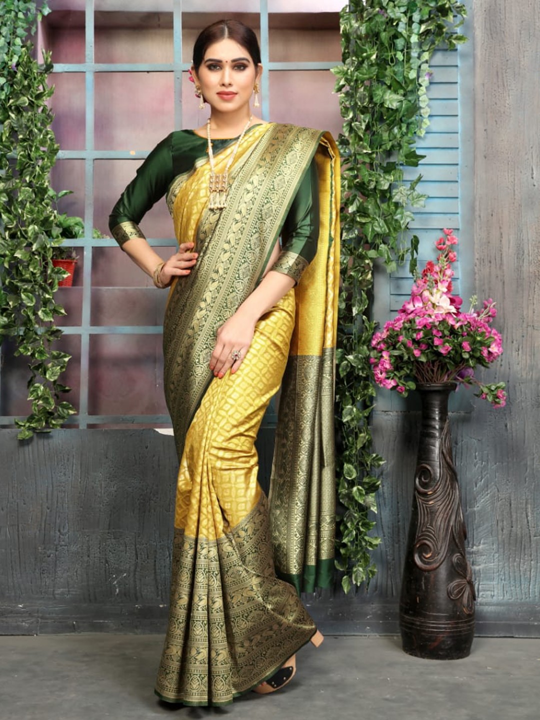 

Fashion Booms Ethnic Motifs Zari Pure Silk Kanjeevaram Saree, Yellow