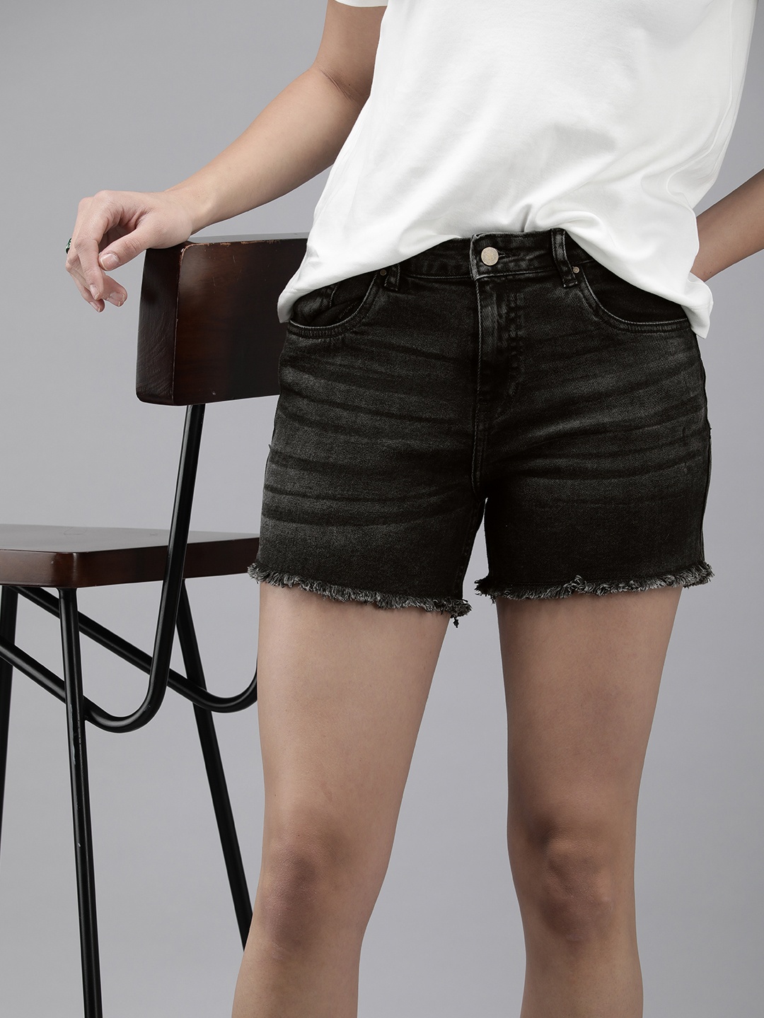 

Roadster Women Black Washed High-Rise Denim Shorts