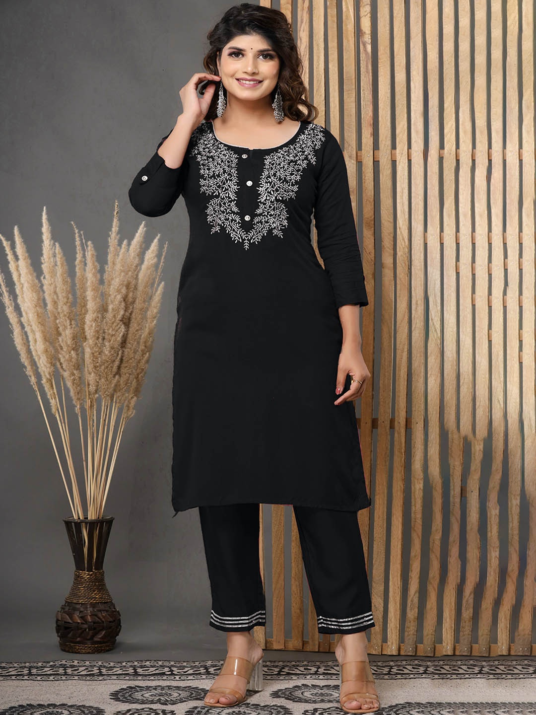 

Shedika Women Floral Embroidered Kurta with Palazzos, Black